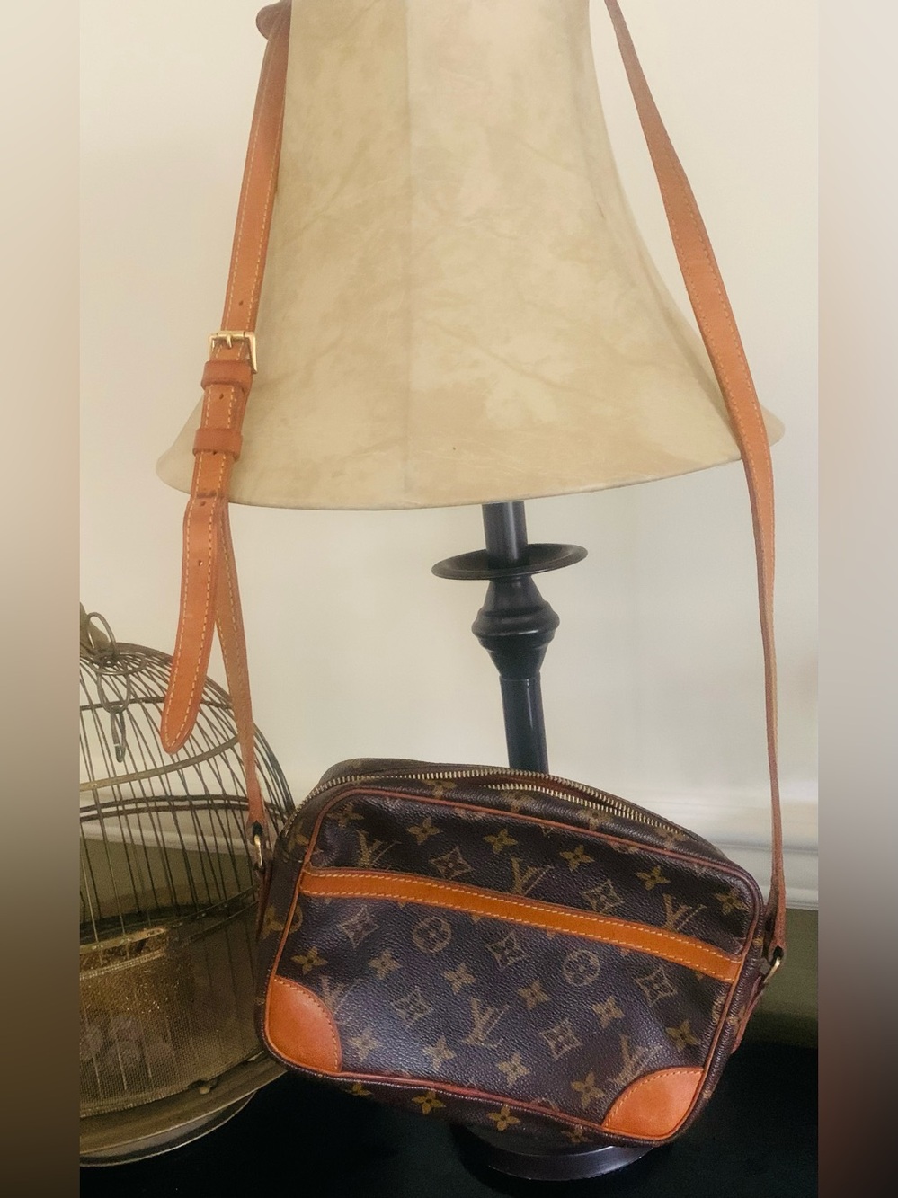 Authentic LOUIS VUITTON Trocad 23 Shoulder Bag Monogram Bag with Legitgrails COA